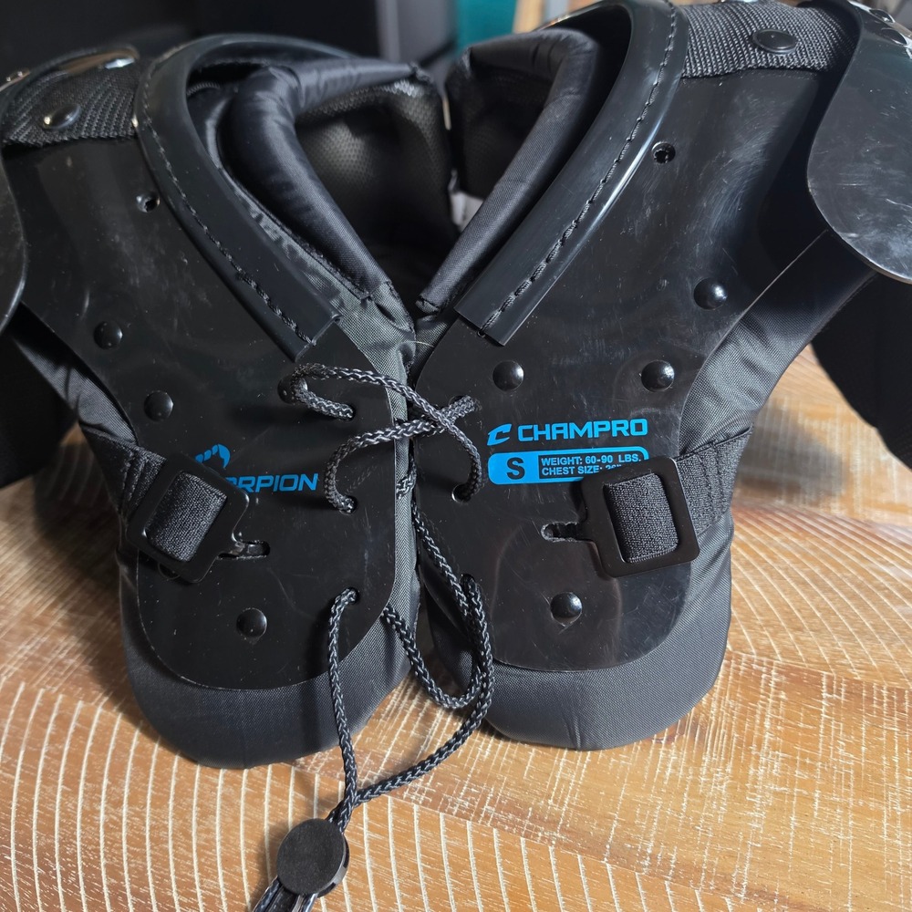 Champro Scorpion Youth Football Shoulder Pads Black Blue Size Small 60-90 lbs